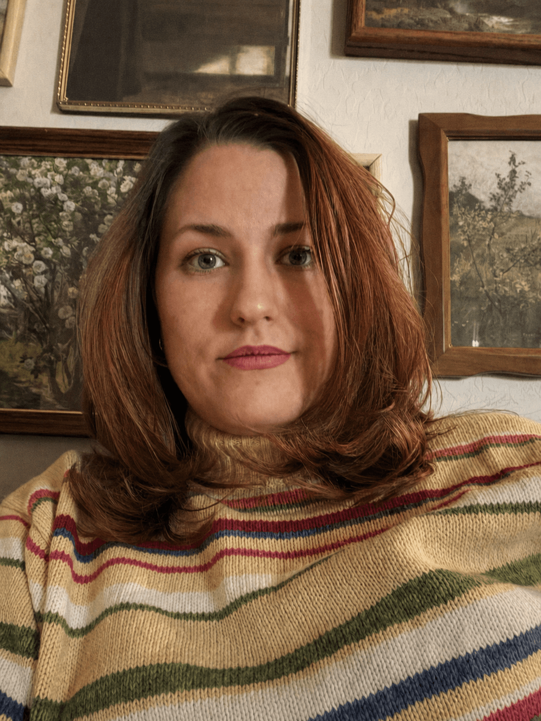 Stephanie, the writer, cook, and songwriter behind Ode to Oakleaf
